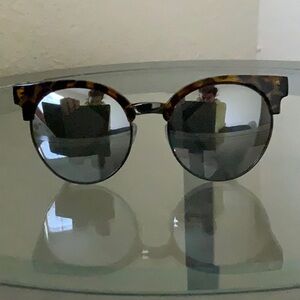 QUAY Australia sunglasses
